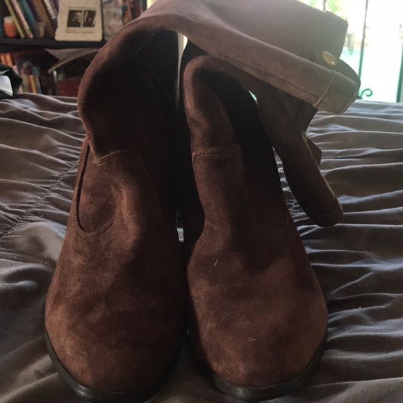 Tommy Hilfiger suede mid calf boots - Picture 4 of 8